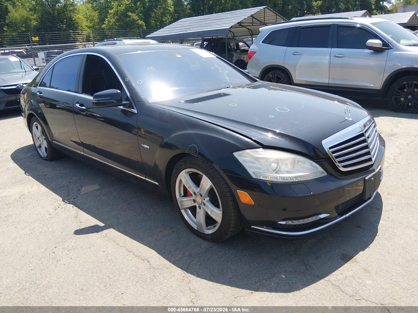 2012 Mercedes-Benz S 550 4 Matic