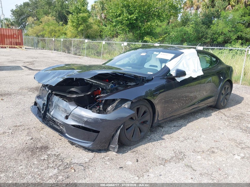 Vin: 5yjsa1e6xsf547869, lot: 46163349, tesla model s plaid 20252