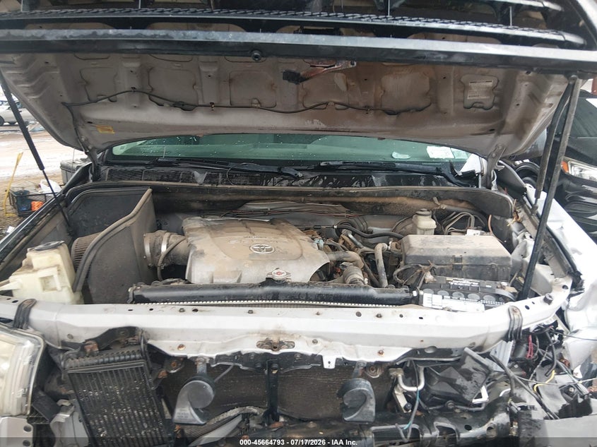 2008 Toyota Tundra Base 5.7L V8 VIN: 5TBBV54128S523483 Lot: 45664793