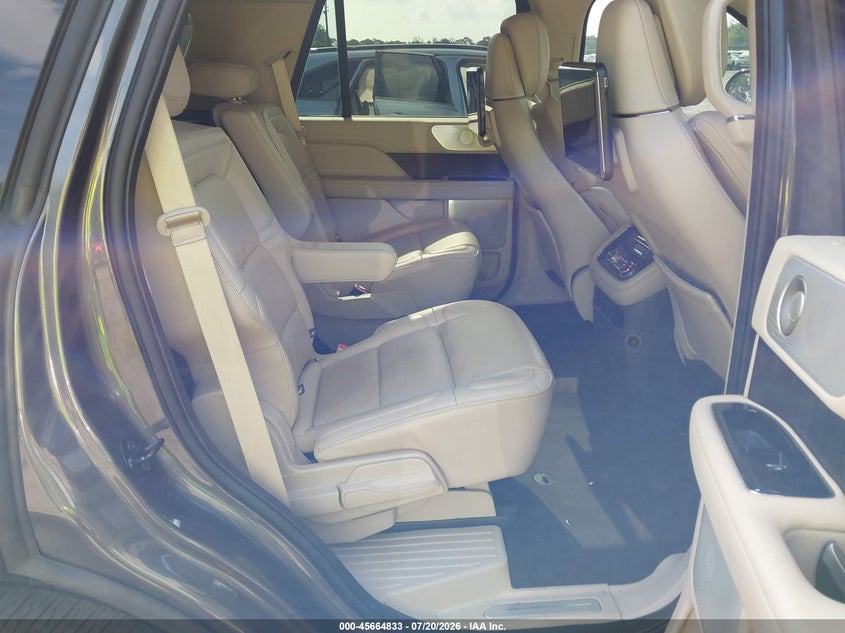 2018 Lincoln Navigator Reserve VIN: 5LMJJ2LT6JEL02053 Lot: 45664833