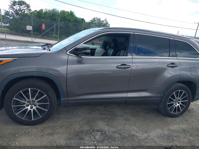 2017 Toyota Highlander Se VIN: 5TDKZRFH2HS508902 Lot: 45664889