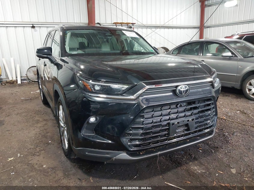 2025 Toyota Grand Highlander Platinum VIN: 5TDAAAB56SS104041 Lot: 45665031