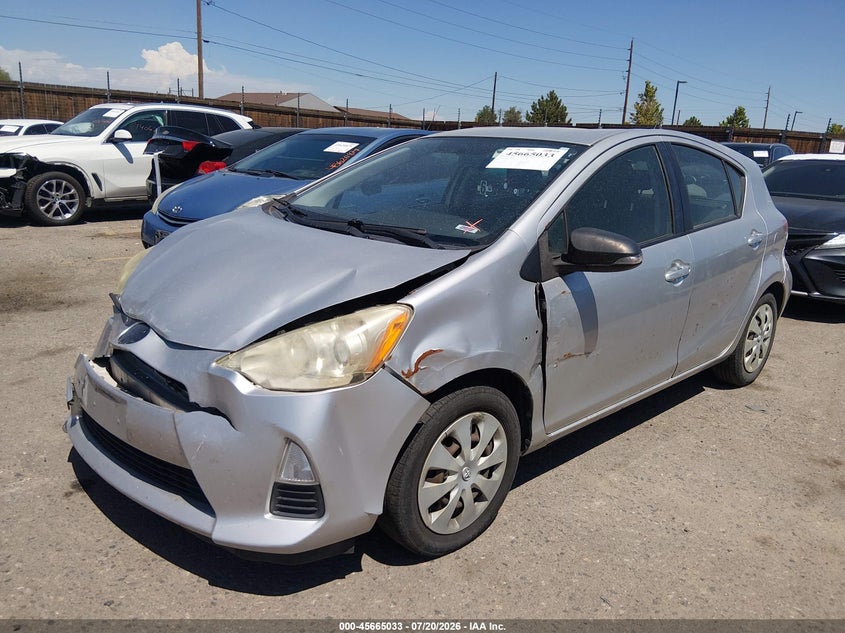 2012 TOYOTA PRIUS C auction photo 2