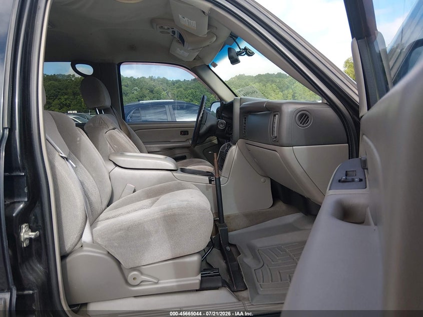 2005 CHEVROLET AVALANCHE 1500 auction photo 5