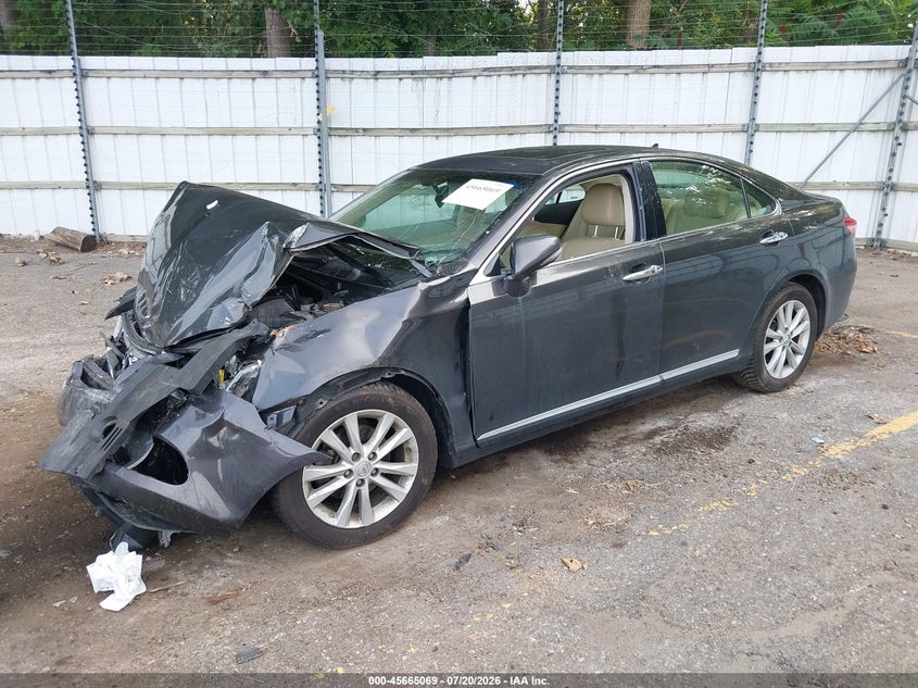 2010 LEXUS ES 350 — zdjęcie 2