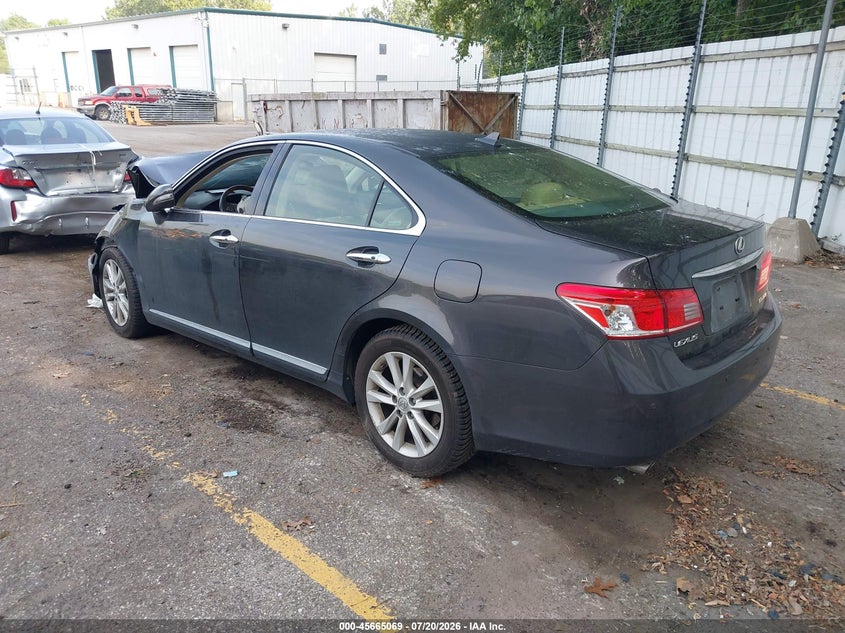 2010 LEXUS ES 350 — zdjęcie 3