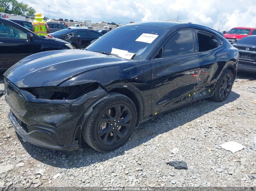 Vin: 3fmtk3r77pmb04366, lot: 46163642, ford mustang mach-e premium 20232