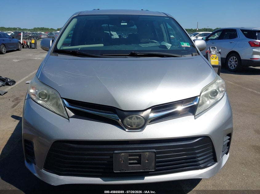 TOYOTA SIENNA 2018 VIN 5TDJZ3DC3JS204922