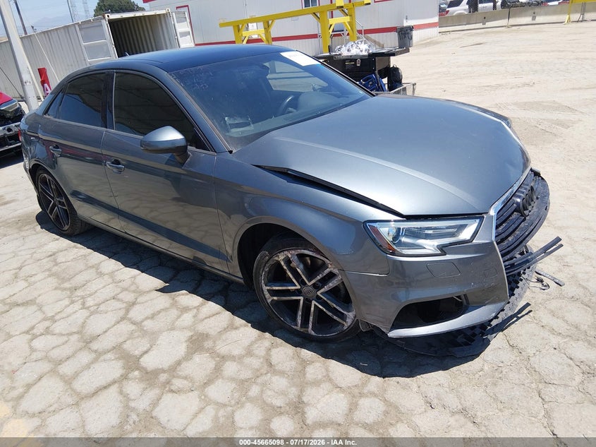 Vin: wauaugff1h1026882, lot: 46163670, audi a3 premium 2017 img_1