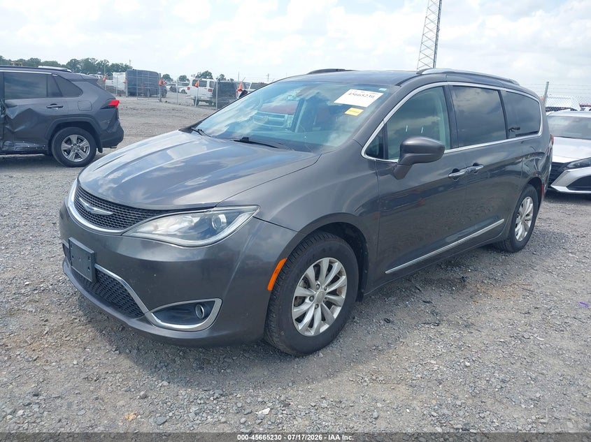 Vin: 2c4rc1bg5jr211197, lot: 46163802, chrysler pacifica touring l 20182