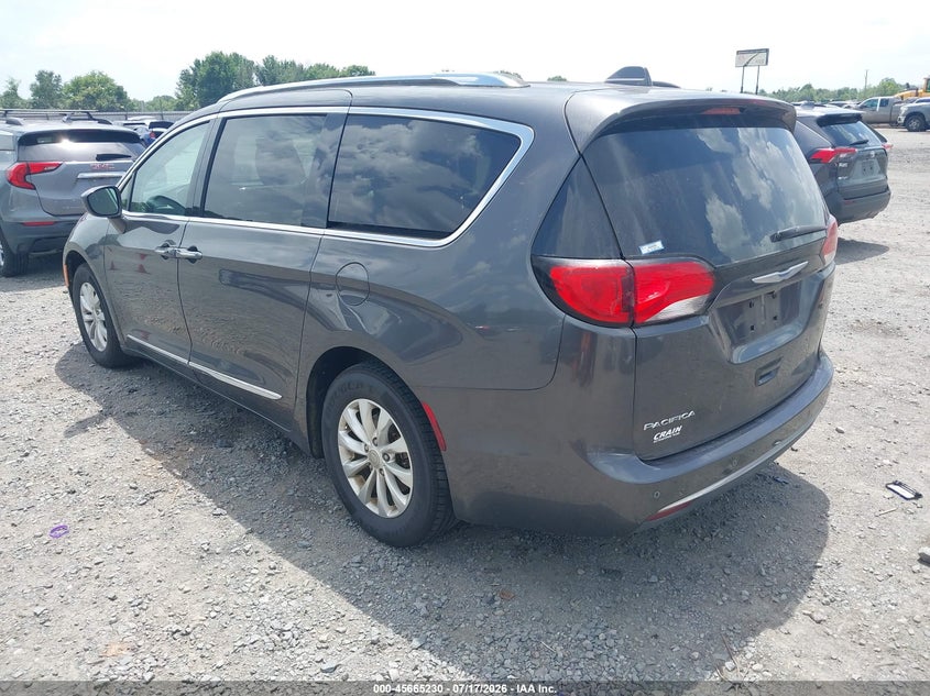 Vin: 2c4rc1bg5jr211197, lot: 46163802, chrysler pacifica touring l 20183