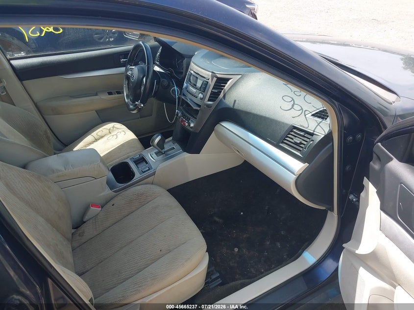 2012 SUBARU OUTBACK auction photo 5