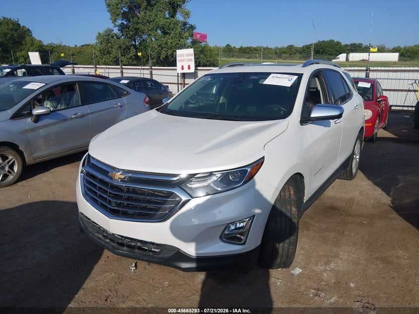 2019 Chevrolet Equinox, Right Front, IAAI, VIN 2GNAXYEX8K6179944 — photo 2