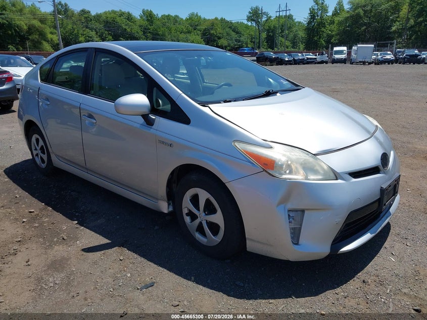 2013 Toyota Prius Three VIN: JTDKN3DUXD5541395 Lot: 45665300