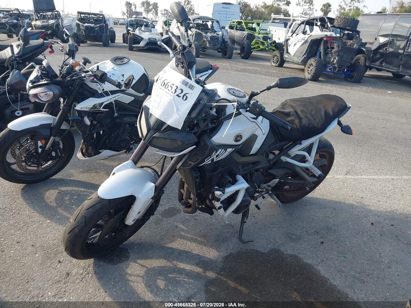 2017 Yamaha Fz09 C VIN: JYARN53Y5HA000536 Lot: 45665326