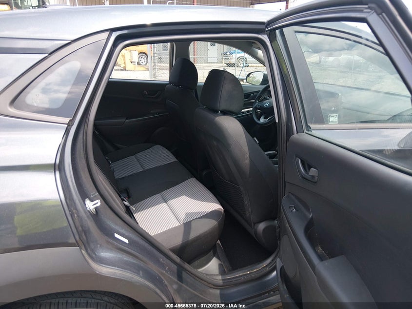2021 Hyundai Kona Se VIN: KM8K1CAA8MU745068 Lot: 45665378
