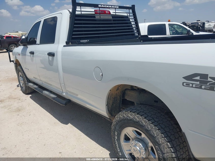 Vin: 3c6ur5hj6ng438310, lot: 46163990, ram 2500 tradesman  4x4 8' box 20223