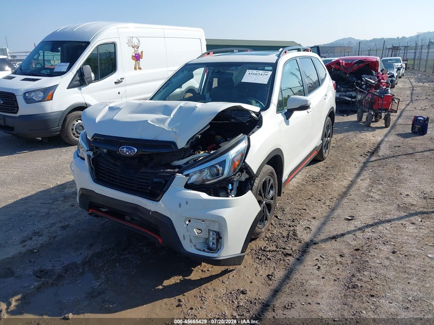 2019 SUBARU FORESTER auction photo 2