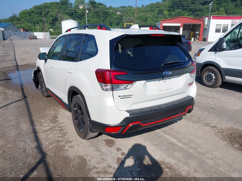 2019 SUBARU FORESTER auction photo 3