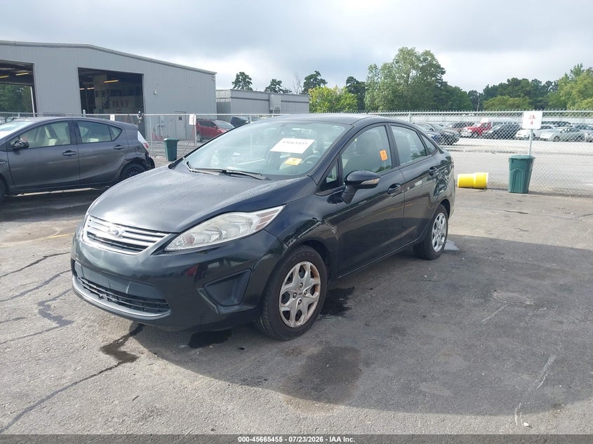 Vin: 3fadp4bj8dm213524, lot: 46164027, ford fiesta se 20132