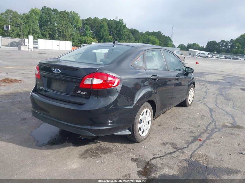 Vin: 3fadp4bj8dm213524, lot: 46164027, ford fiesta se 20134