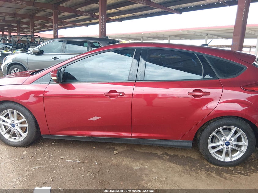 2015 FORD FOCUS SE · Фото 14