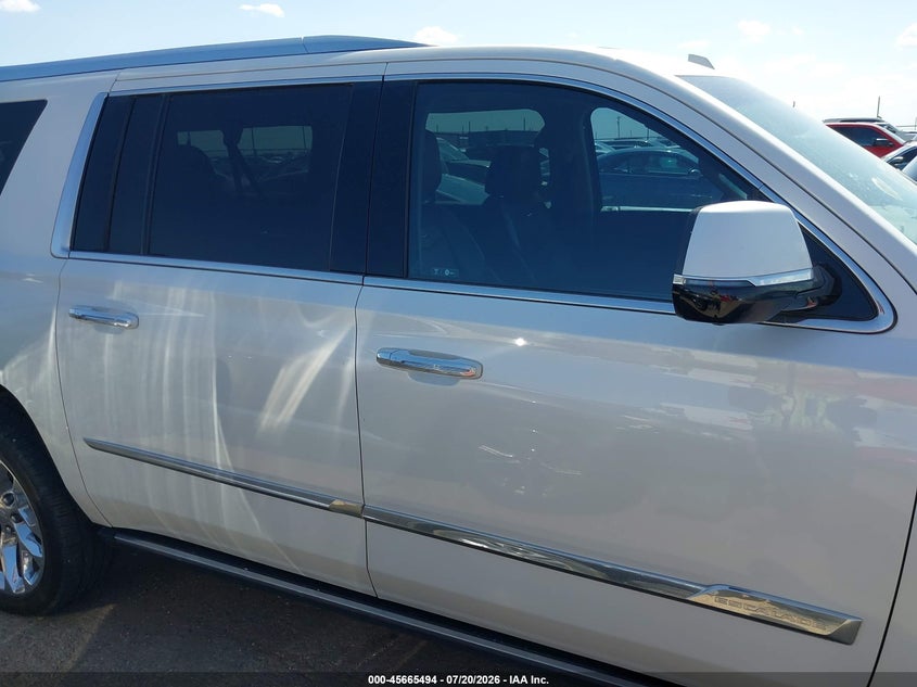 CADILLAC ESCALADE ESV - zdjęcie 13