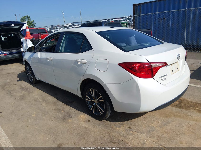 2018 TOYOTA COROLLA auction photo 3