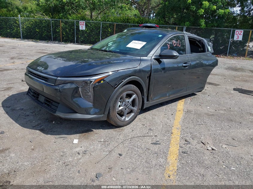 Vin: 3kpft4de2se184706, lot: 46164081, kia k4 lxs 20252