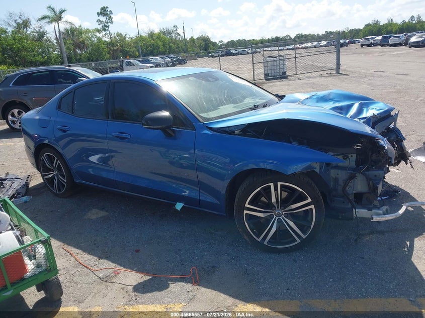 2021 Volvo S60 T5 R-Design VIN: 7JR102FM2MG091166 Lot: 45665557