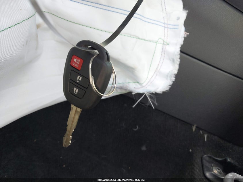 TOYOTA COROLLA CROSS 2026 VIN 7MUAAAAG5TV157632
