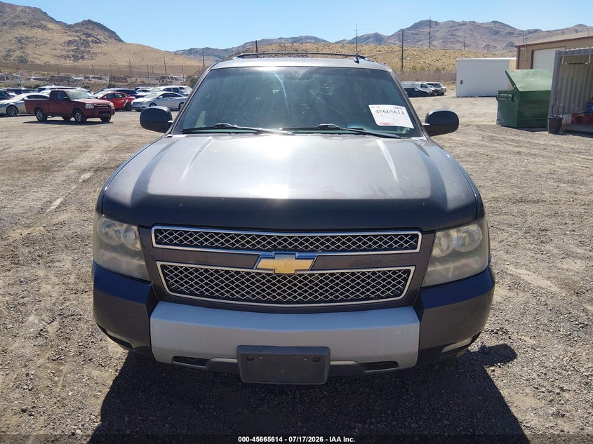 2011 Chevrolet Suburban Lt VIN: 1GNSKJE35BR101083 Lot: 45665614