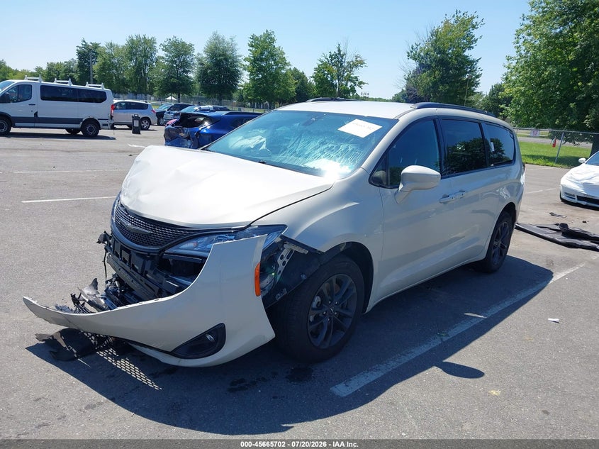 Vin: 2c4rc3bg4lr282650, lot: 46164274, chrysler pacifica awd launch edition 20202