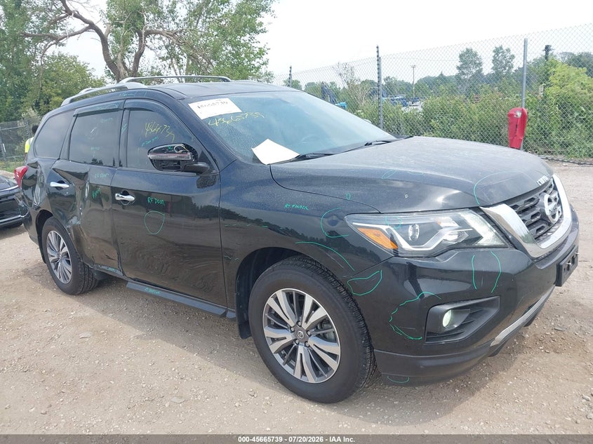2020 Nissan Pathfinder