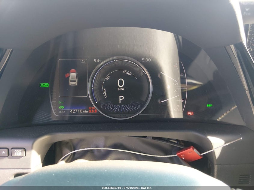 2025 LEXUS ES 300H auction photo 7