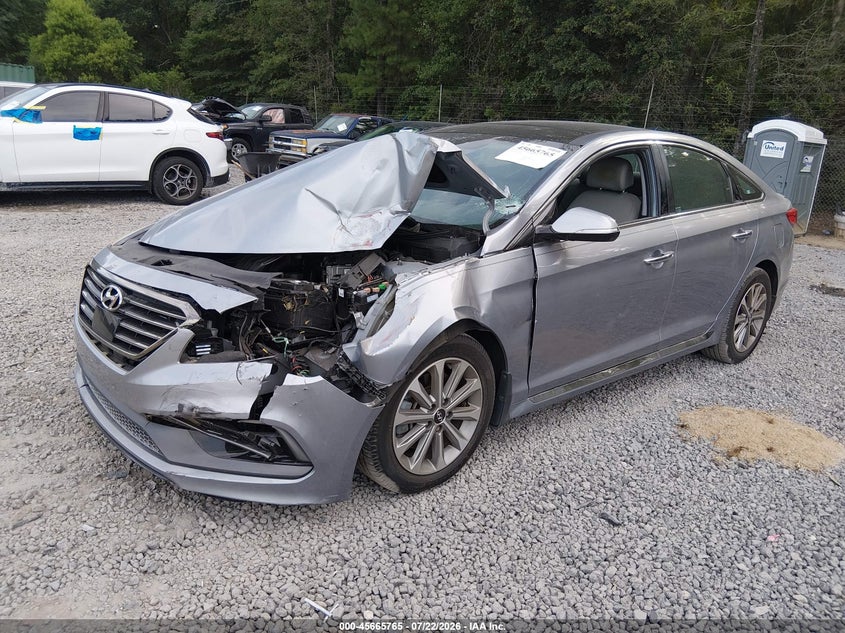 2016 Hyundai Sonata, Left Front, IAAI, VIN 5NPE34AF7GH288989 — photo 2