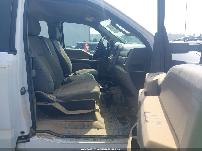 2018 Ford F-250 Xl VIN: 1FT7X2B65JEB92530 Lot: 45665770