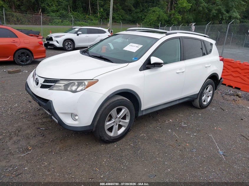 2014 Toyota RAV 4, Удар сзади, IAAI, VIN 2T3WFREV2EW114280 — фото 2