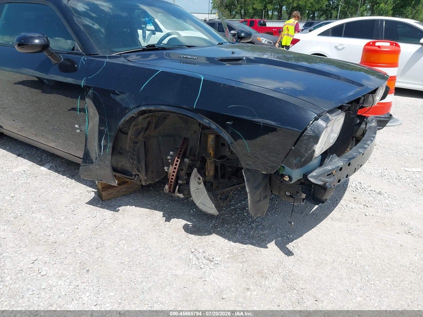 2014 Dodge Challenger R/T VIN: 2C3CDYBT9EH146573 Lot: 45665794