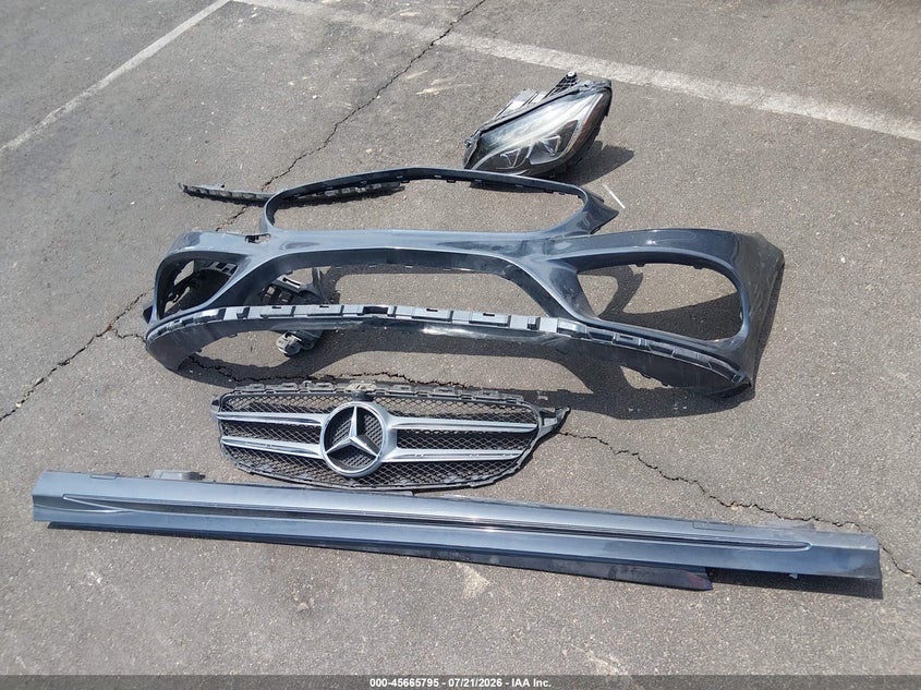 2015 Mercedes-Benz C 300 Sport VIN: 55SWF4JB6FU090182 Lot: 45665795