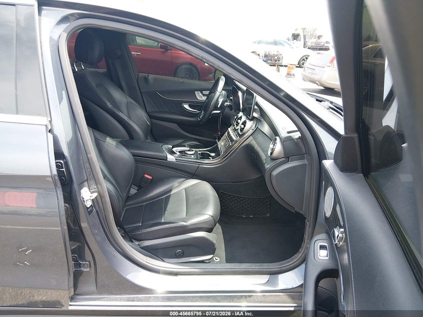 2015 Mercedes-Benz C 300 Sport VIN: 55SWF4JB6FU090182 Lot: 45665795