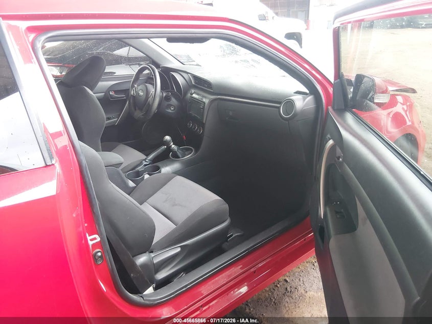 2015 SCION TC auction photo 5