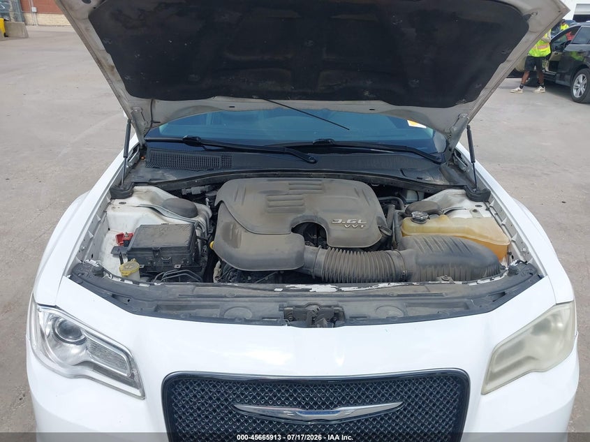 2016 Chrysler 300 Limited VIN: 2C3CCAAG2GH334448 Lot: 45665913