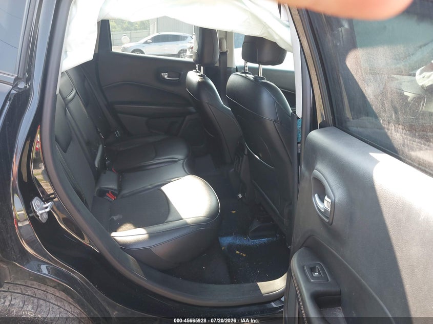 2019 Jeep Compass Latitude 4X4 VIN: 3C4NJDBB9KT641274 Lot: 45665928