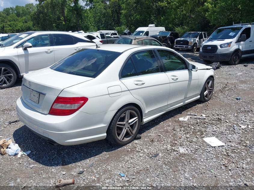 2010 MERCEDES-BENZ C 300 auction photo 4