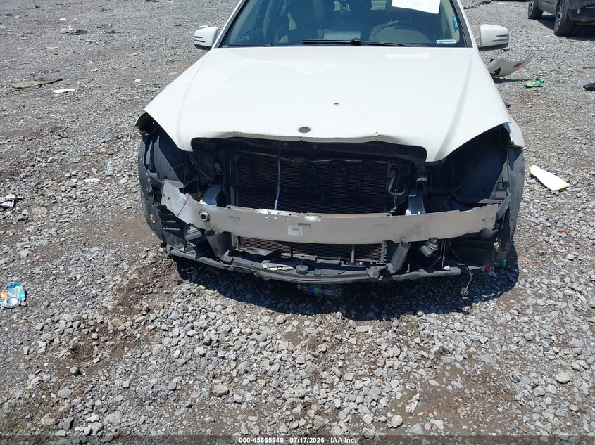 2010 MERCEDES-BENZ C 300 auction photo 6
