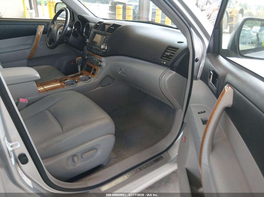 2010 TOYOTA HIGHLANDER HYBRID auction photo 5
