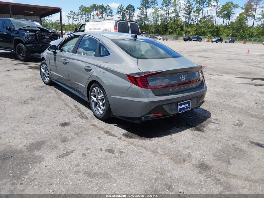 2022 HYUNDAI SONATA auction photo 3