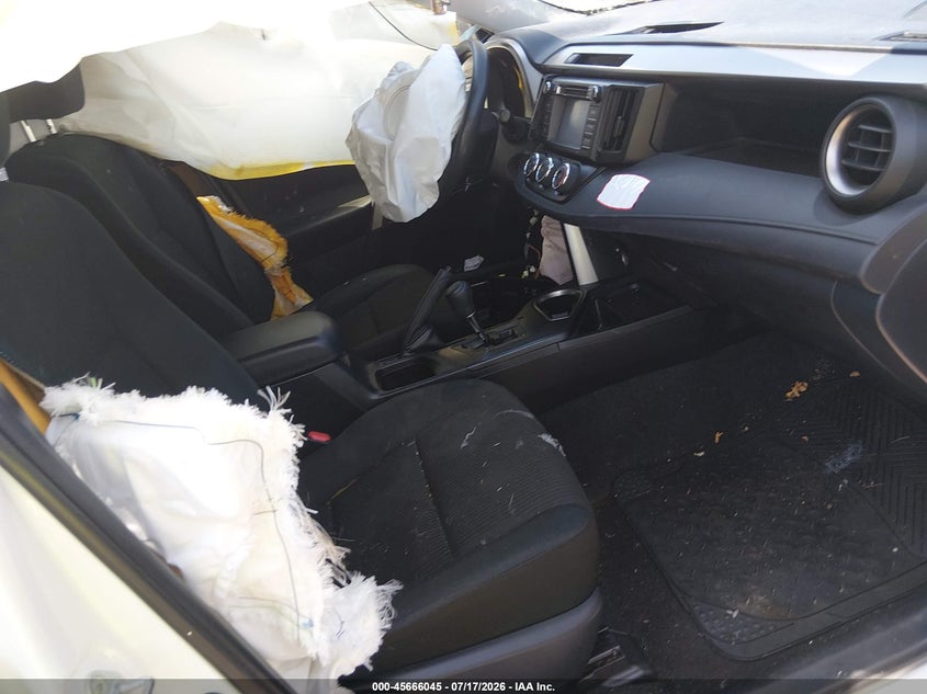 2018 TOYOTA RAV4 auction photo 5