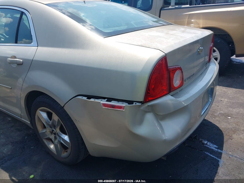 2010 CHEVROLET MALIBU auction photo 6